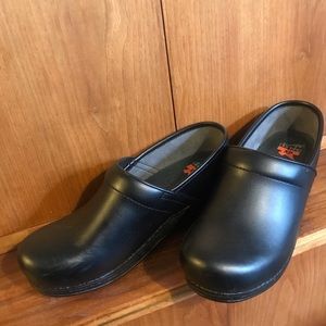 Dansko XP black clogs size 39